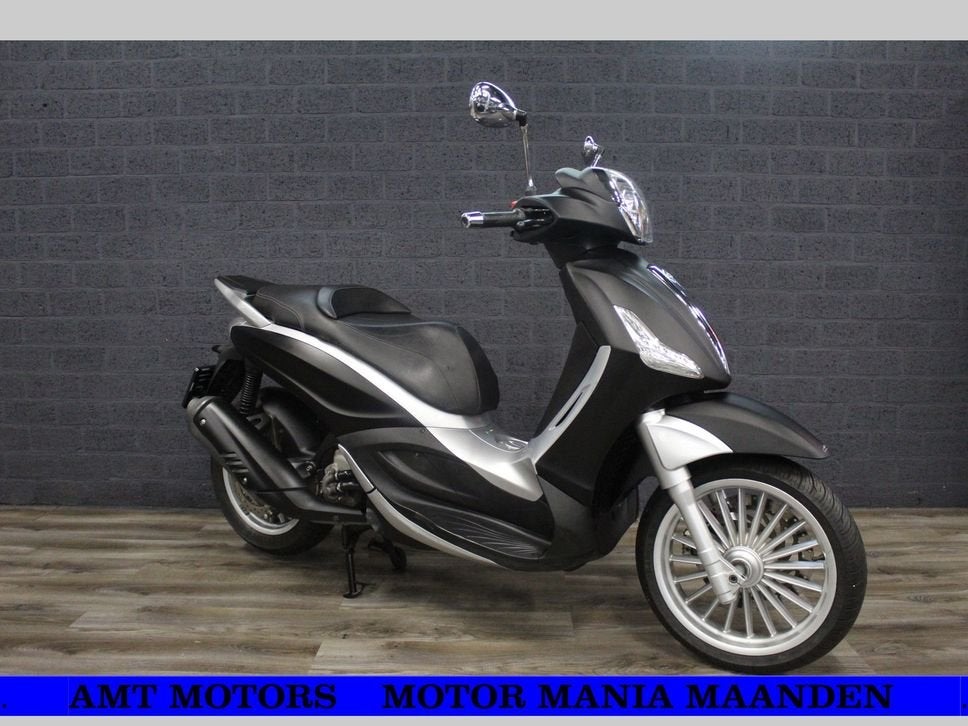 PIAGGIO BEVERLY 300 IE (bj 2012) Mat Zwart A2 geschikt, Onbekend, Onbekend, Minimaal motorrijbewijs A2, 12 t/m 35 kW