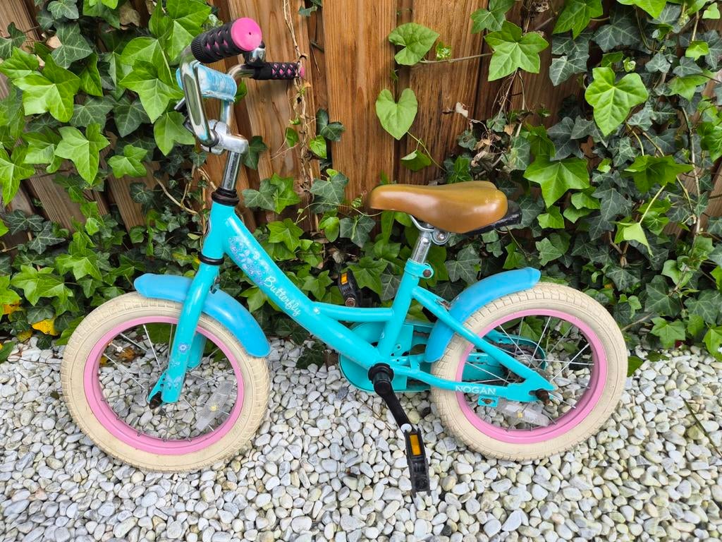 Nogan Butterfly Kinderfiets 16 inch - Zo goed als nieuw, Fietsen en Brommers, Fietsen | Kinderfietsjes, Ophalen of Verzenden, Zo goed als nieuw