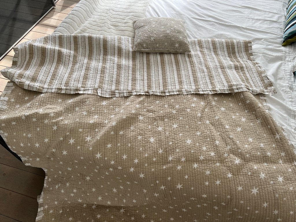Bed sprei, Huis en Inrichting, Wit, Overige typen, Ophalen of Verzenden, Zo goed als nieuw