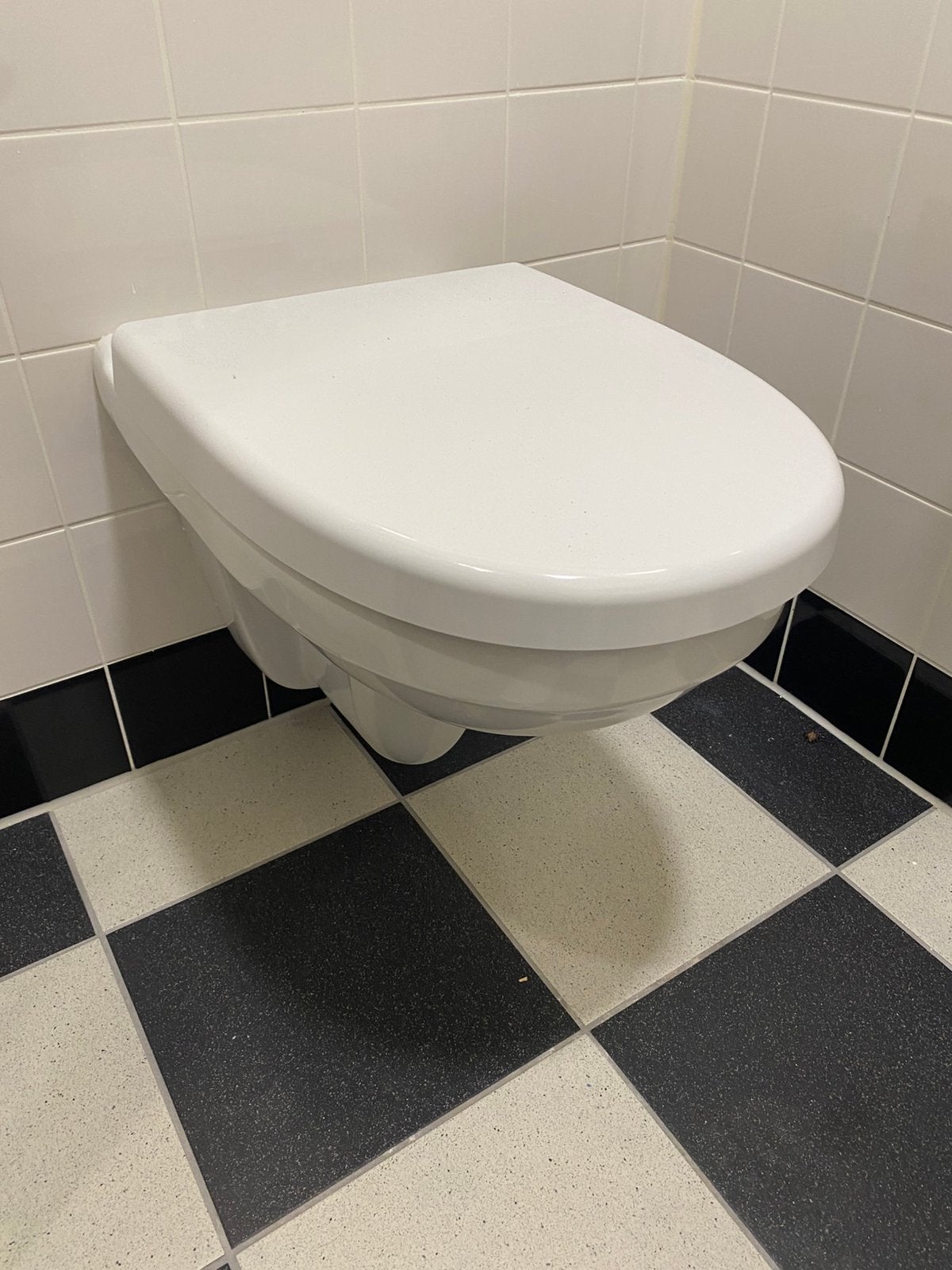 Witte toiletpot, Ophalen, Zo goed als nieuw, Toilet