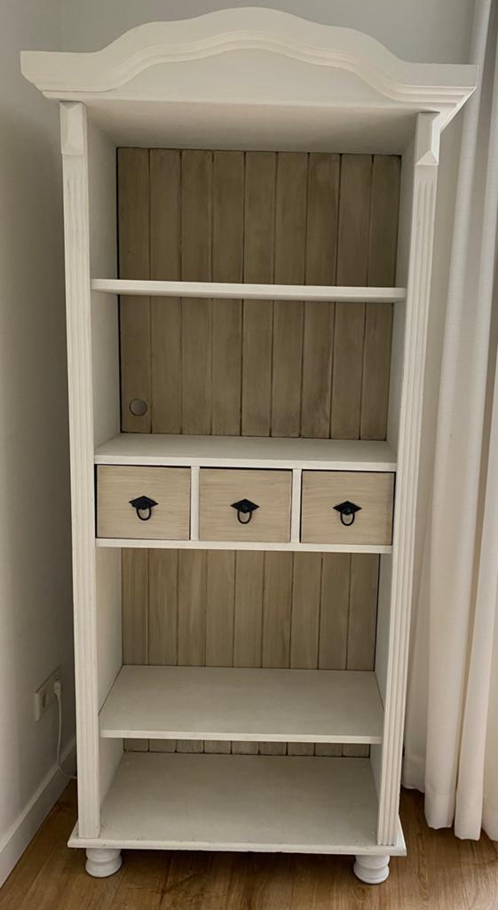 Wit/bruine boekenkast (grenen, krijtverf), Ophalen, Met plank(en), Gebruikt, 50 tot 100 cm