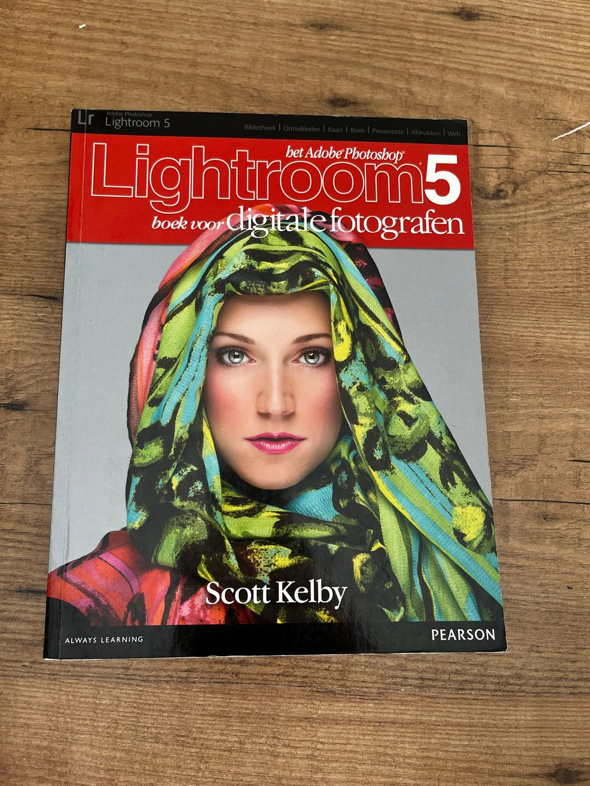 Scott Kelby - Het lightroom 5 boek voor digitale fotografen, Ophalen of Verzenden, Gelezen, Scott Kelby