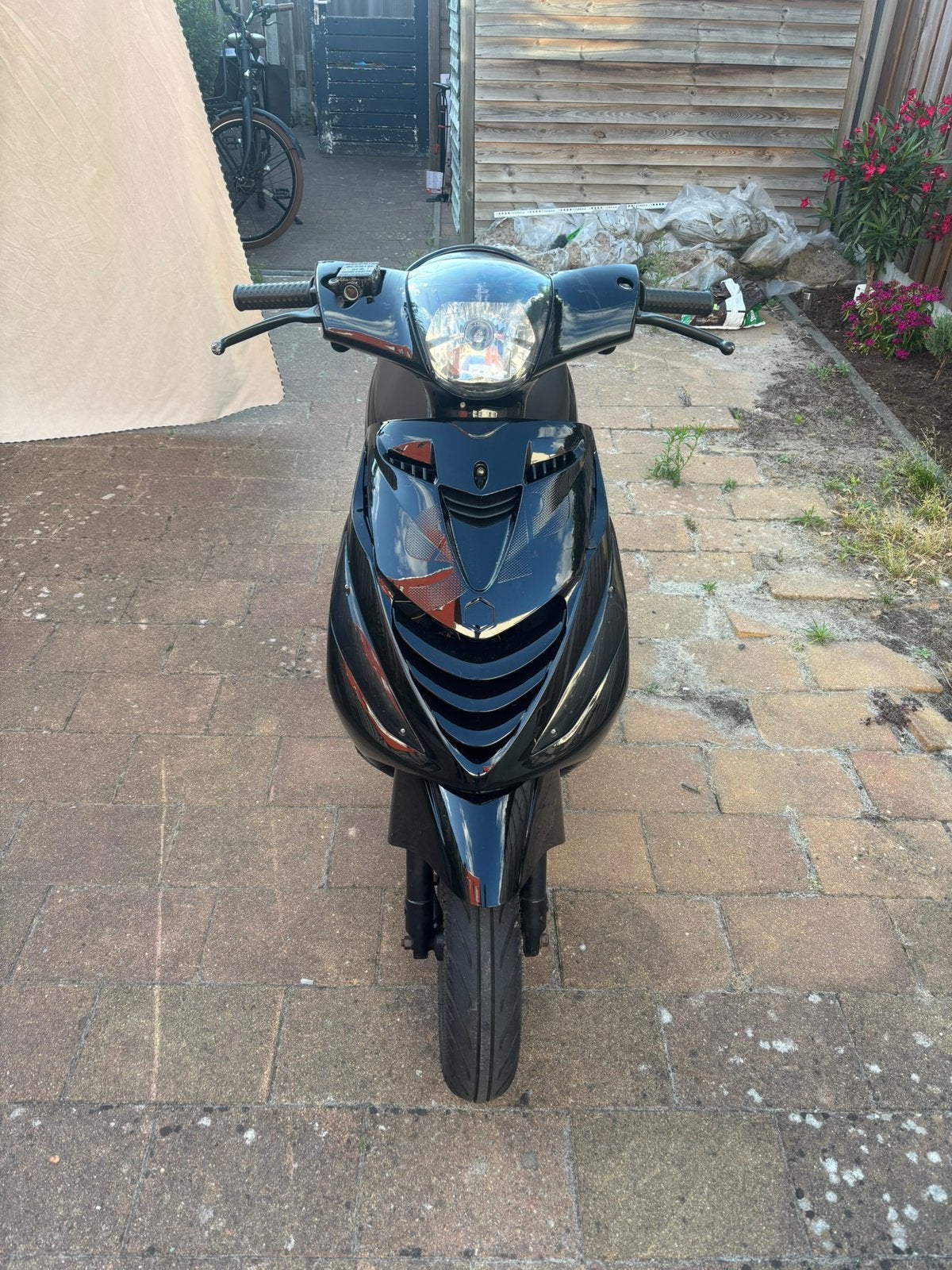Piaggio zip snorfiets, Fietsen en Brommers, Scooters | Piaggio, Zo goed als nieuw, Zip, Benzine, Ophalen