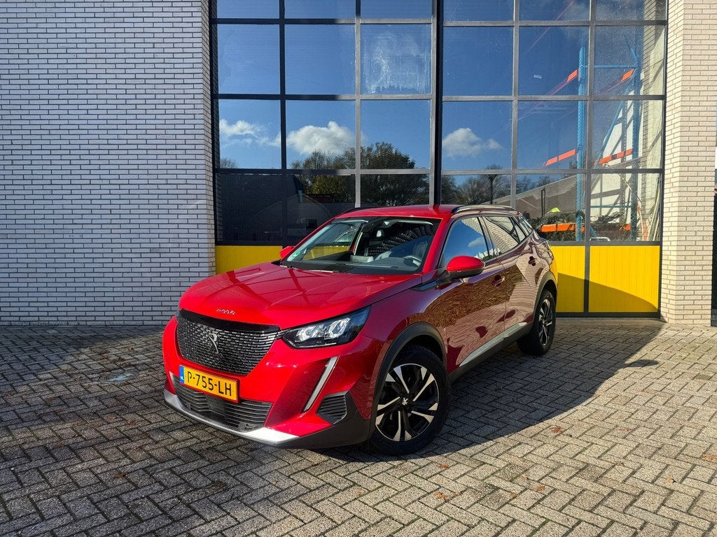 Peugeot 2008 4 seizoenen banden, Camera, Full led verlichtin, Auto's, Peugeot, 101 pk, Gebruikt, 1199 cc, Leder en Stof