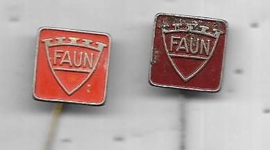 2 FAUN AUTO MERK SPELDEN, Verzamelen, Speldjes, Pins en Buttons, Ophalen of Verzenden, Gebruikt, Transport, Speldje of Pin