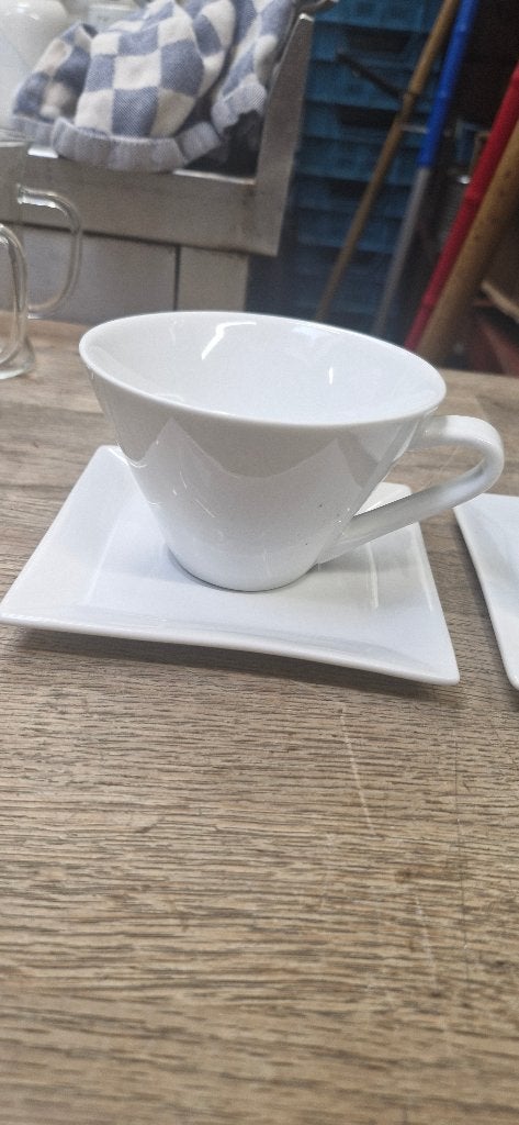 Kop en schotel, Huis en Inrichting, Keuken | Servies, Ophalen, Nieuw, Overige stijlen, Kop(pen) en/of Schotel(s)