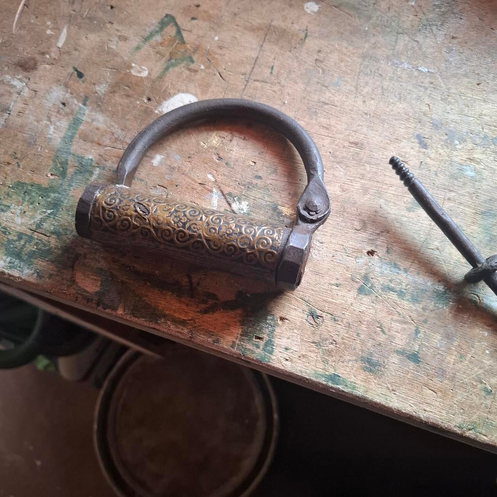 Antieke hangslot/schuurvondst, Antiek en Kunst, Ophalen of Verzenden