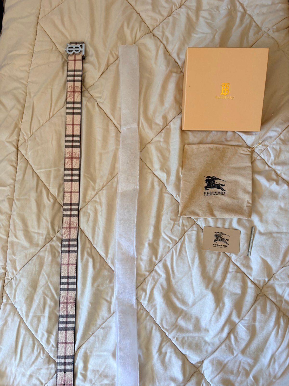 Burberry Riem 105 cm, Bruin, Echt leder, Zo goed als nieuw, Riem of Ceintuur
