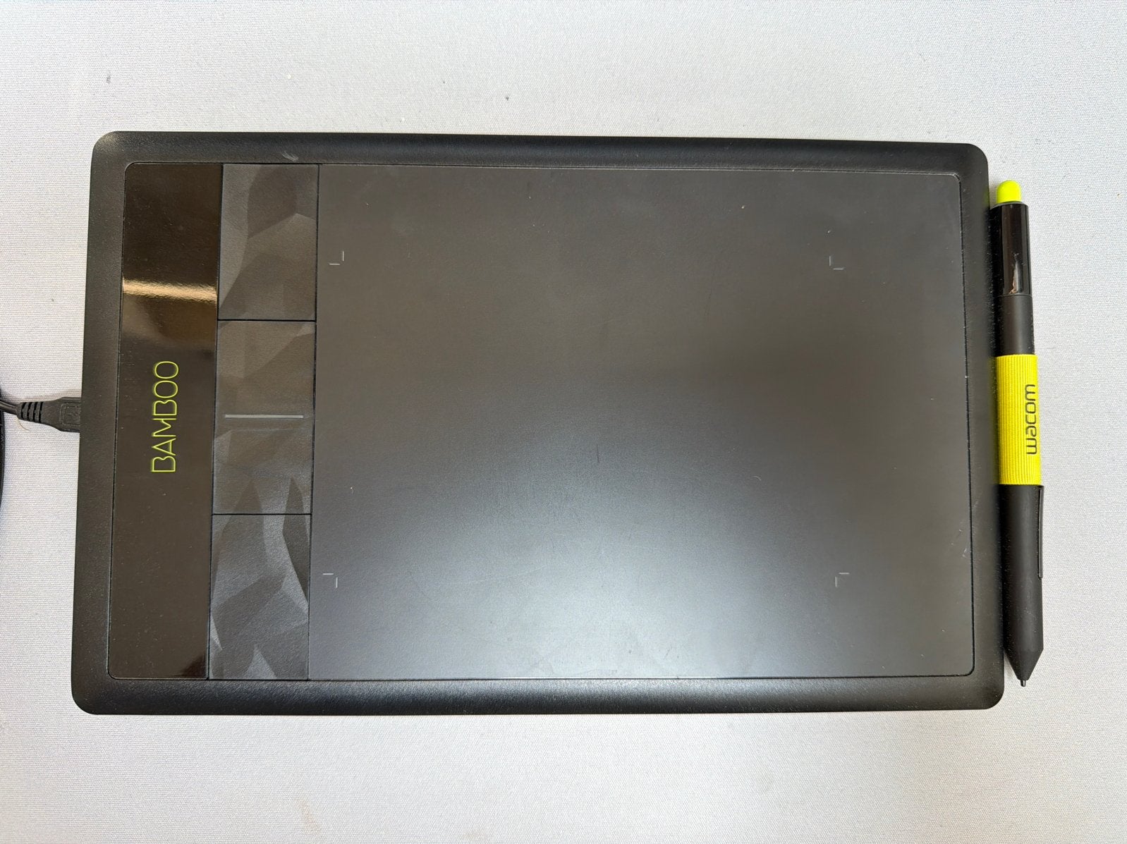Wacom Bamboo CTH-470 tekentablet met pen, Computers en Software, Tekentablets, Ophalen of Verzenden, Gebruikt, Bedraad, Wacom Bamboo