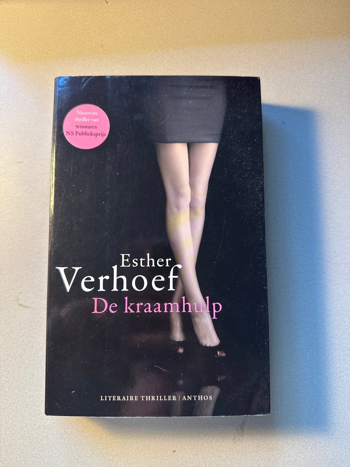 Esther Verhoef - De kraamhulp (Literaire thriller), Ophalen of Verzenden, Gelezen