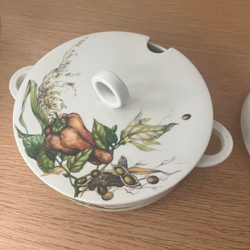 Villeroy & Boch dekschaal met groentemotief, Ophalen of Verzenden