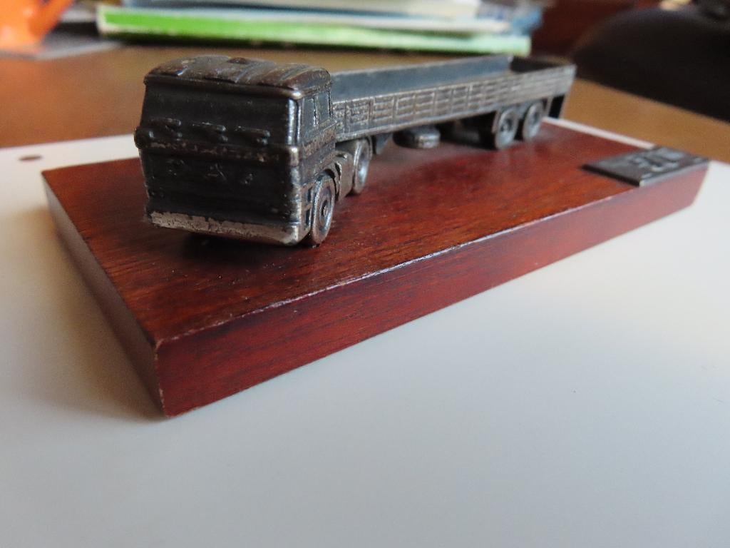 Zeldzaam DAF Trucks jubileum model 1928-78 trekker-oplegger, Ophalen of Verzenden, Zo goed als nieuw, Bus of Vrachtwagen, Overige merken