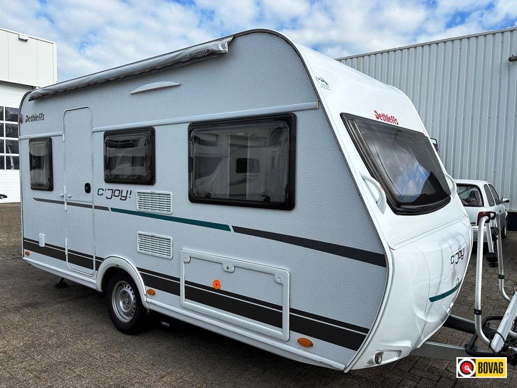Dethleffs C'Joy 410 QL met mover en zakluifel, Caravans en Kamperen, Standaardzit, Schokbreker, Tot en met 4, Dwarsbed