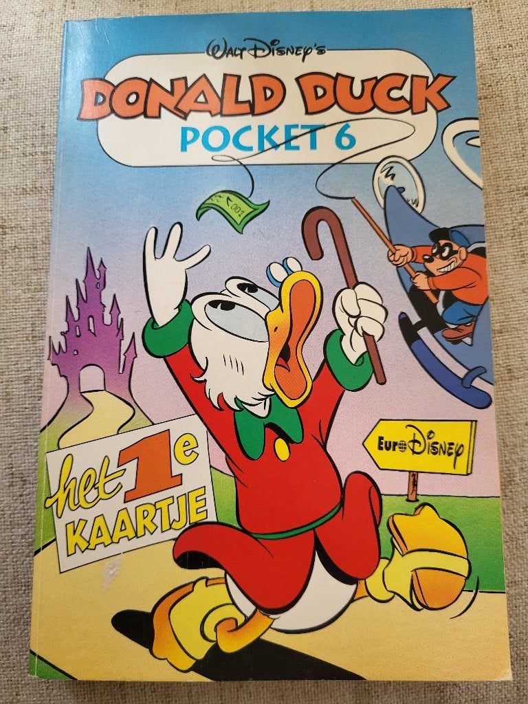 Donald Duck, pocket nr 6, uit 1992, Gelezen, Eén stripboek, Ophalen of Verzenden, Walt Disney Company