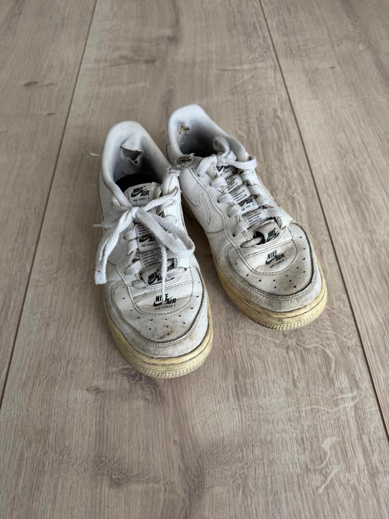 Afgetrapte sneakers (Nike Air Force), Verzenden, Wit, Sneakers of Gympen, Gedragen