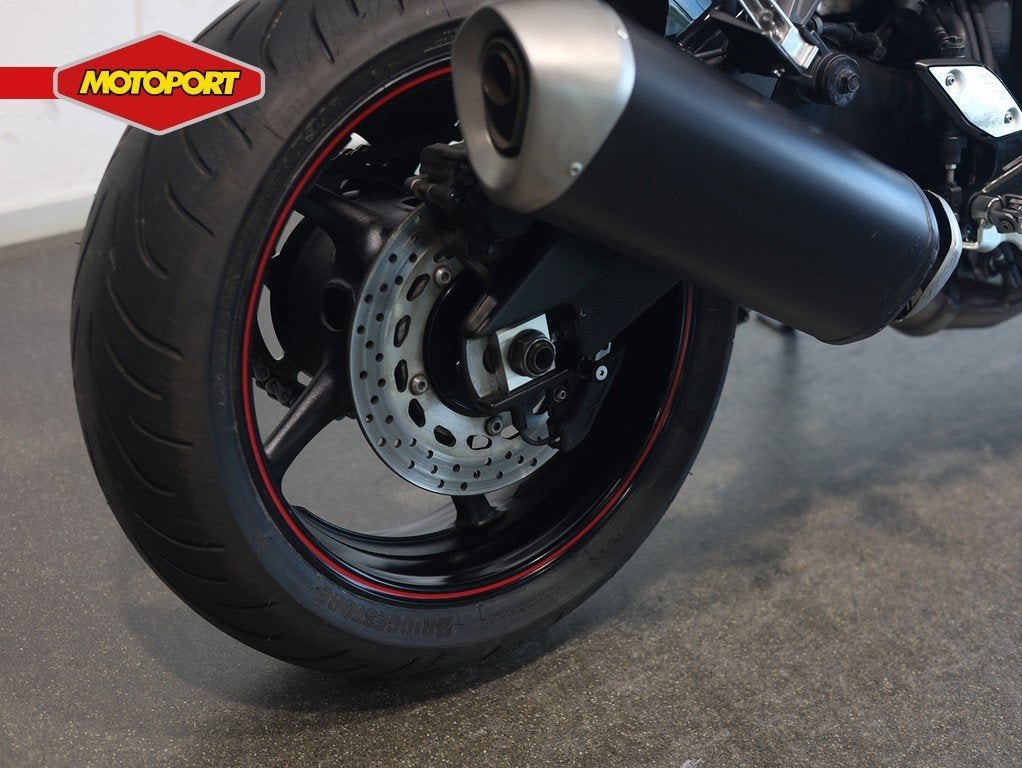Yamaha FZ8 FAZER ABS (bj 2013), Klantenservice@yamaha-motor.nl, Meer dan 35 kW, Toermotor, Koolhovenlaan 101
1119 NC  Schiphol-Rijk, NL