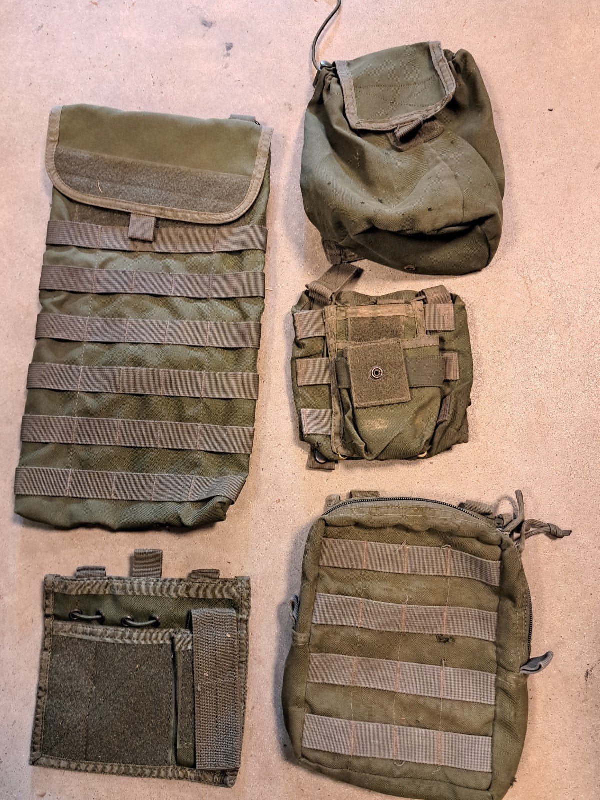 Set van 5 MOLLE Pouches – Ranger Green / OD Green (Airsoft /, Verzamelen, Overige typen, Ophalen of Verzenden, X, Nederland