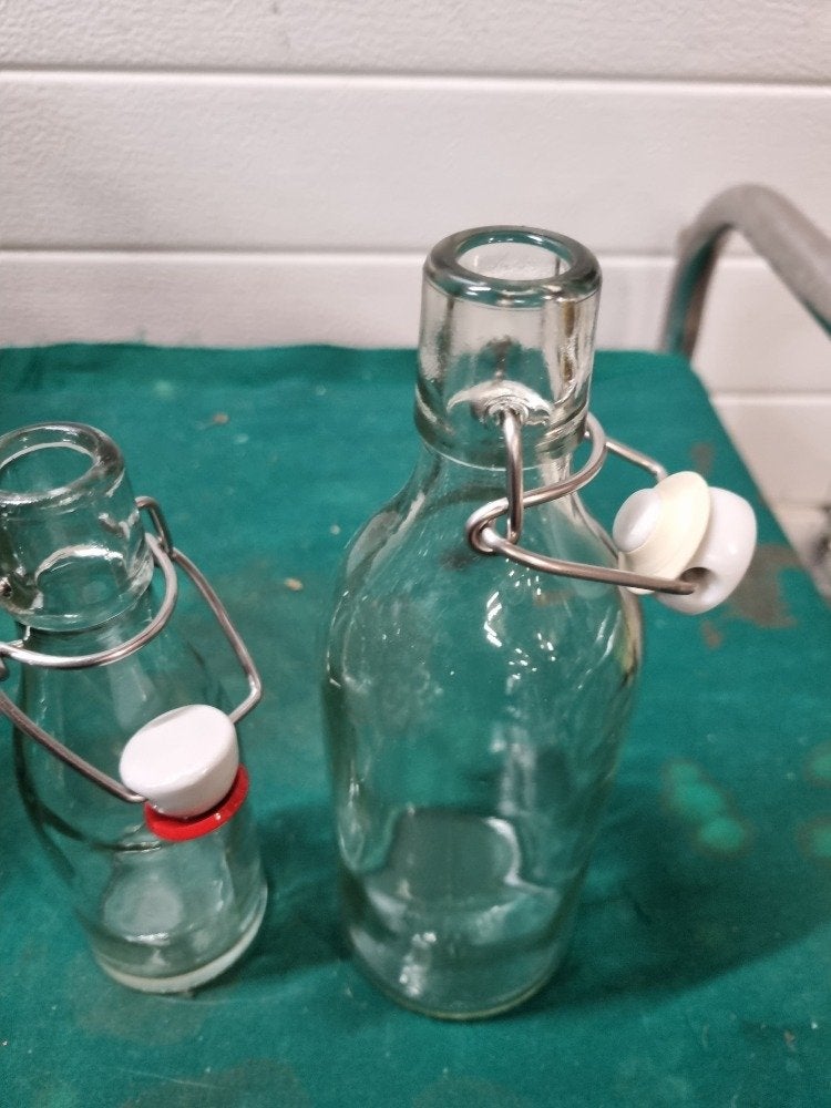 beugel flesjes 2x doorzichtig glas, Ophalen of Verzenden, 'T Olde Gre-j, Info@toldegrej.nl, Endepoelstraat 20f Didam