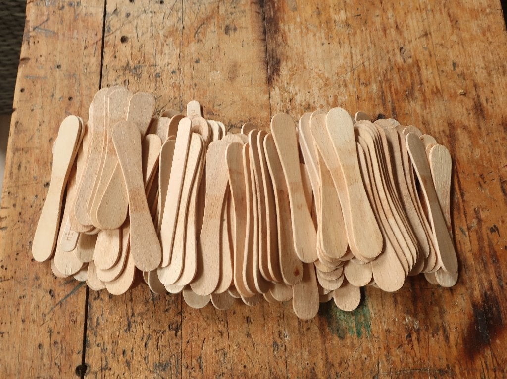 ijslolliestokjes lollystokjes ijsstokjes 100 stuks, Hobby en Vrije tijd, Knutselen, Gebruikt, Knutselmateriaal, Herbruikbaar, Hout