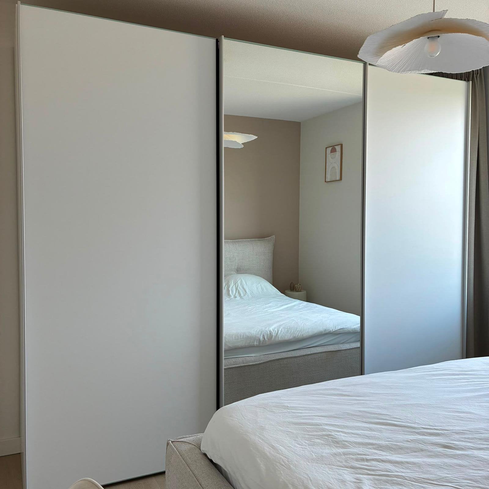 Goossens kledingkast – Luxe schuifdeurkast met spiegel, Ophalen, Zo goed als nieuw, 50 tot 75 cm, 200 cm of meer