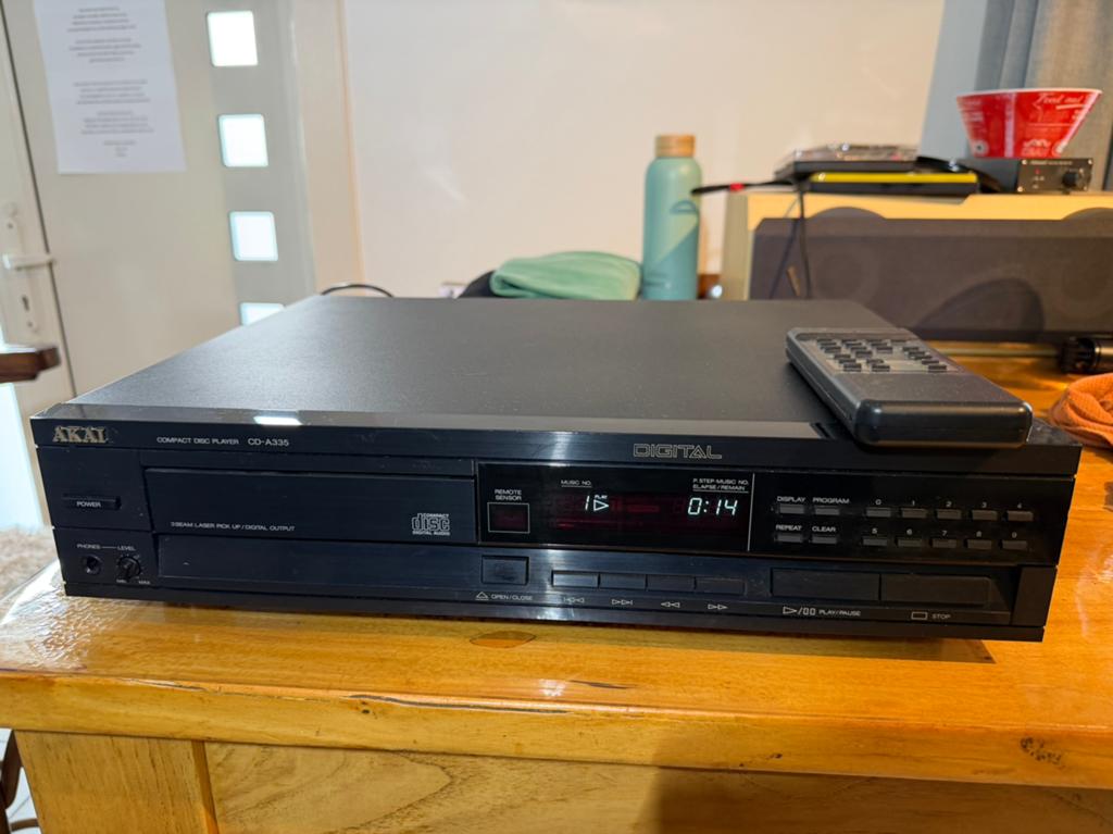 Vintage Akai CD-A335 CD-speler, afstandsbediening Retro HiFi, Audio, Tv en Foto, Cd-spelers, Ophalen of Verzenden, Zo goed als nieuw