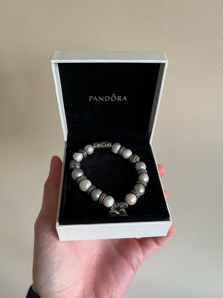 Echte Pandora armband met parels, Ophalen, Zo goed als nieuw, Zilver, Met bedels of kralen