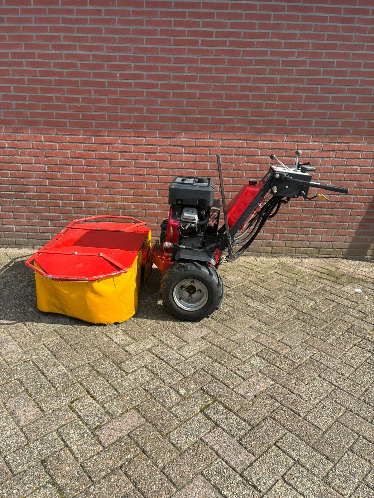 Kersten cirkelmaaier, Ophalen, Cirkelmaaier, Gebruikt, Benzine-grasmaaier