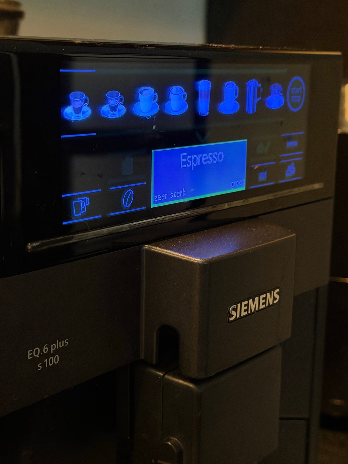 Siemens EQ.6 plus s100 Espresso Koffiemachine, Witgoed en Apparatuur, Koffiezetapparaten, Ophalen, Gebruikt, Espresso apparaat