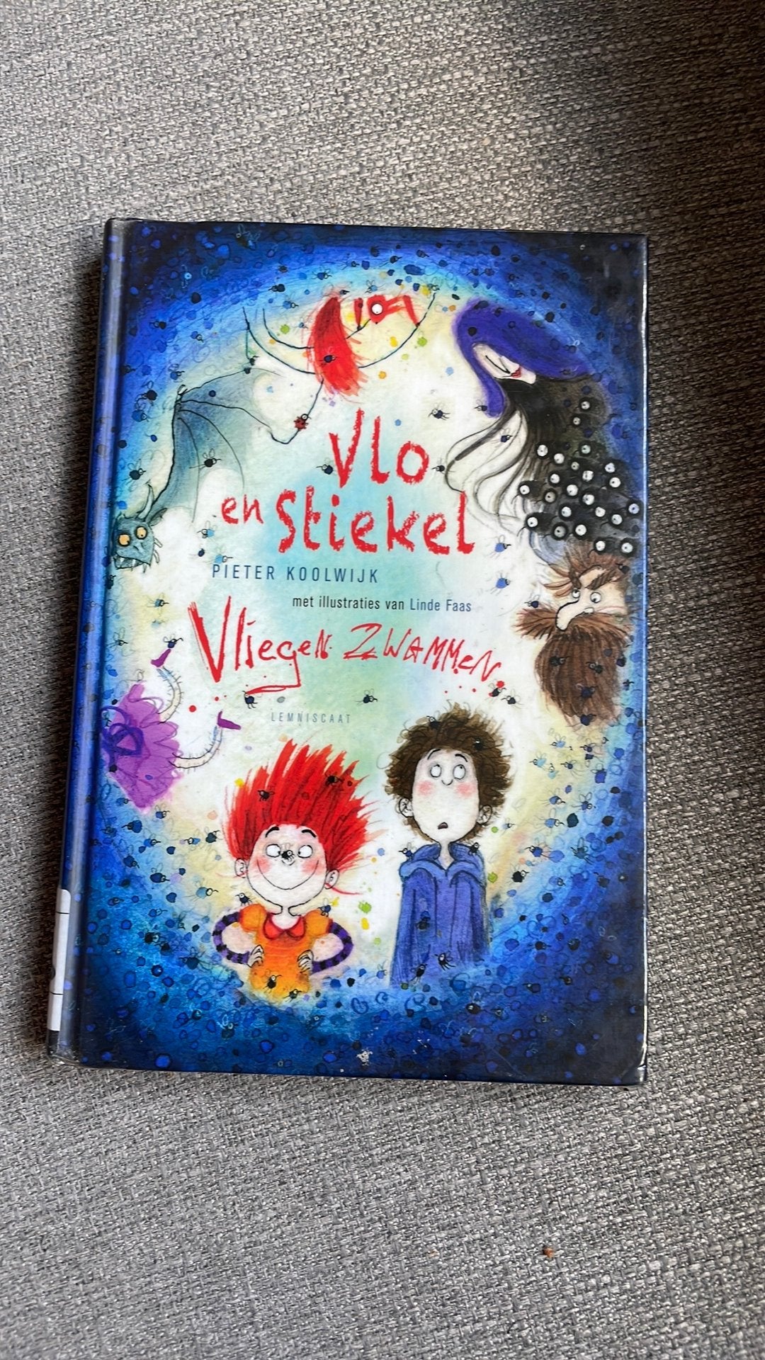 Vlo en Stiekel Vliegen zwammen - Pieter Koolwijk, Ophalen of Verzenden, Gelezen