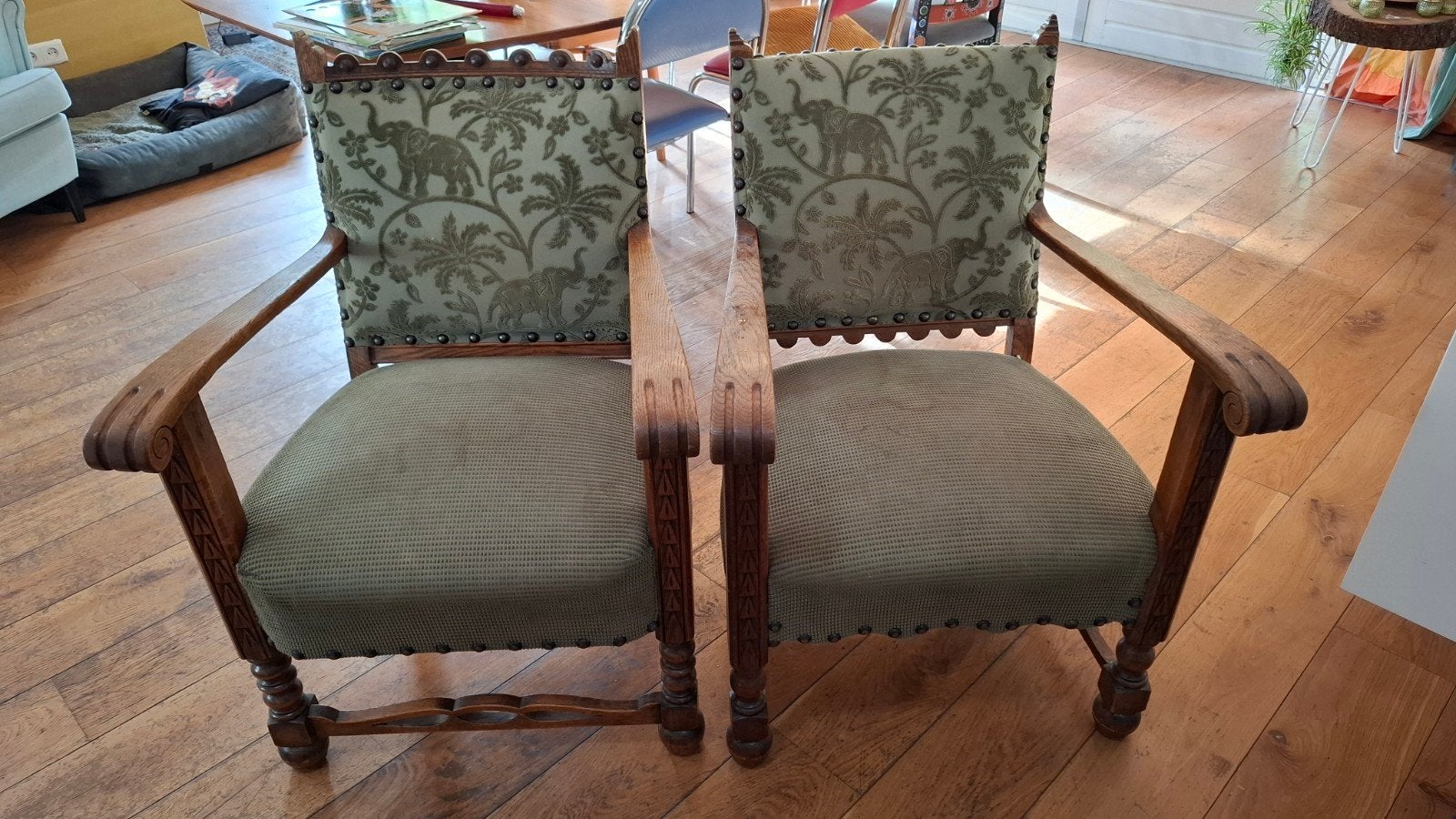 2 eikenhouten armstoelen, Antiek en Kunst, Antiek | Meubels | Stoelen en Banken, Ophalen