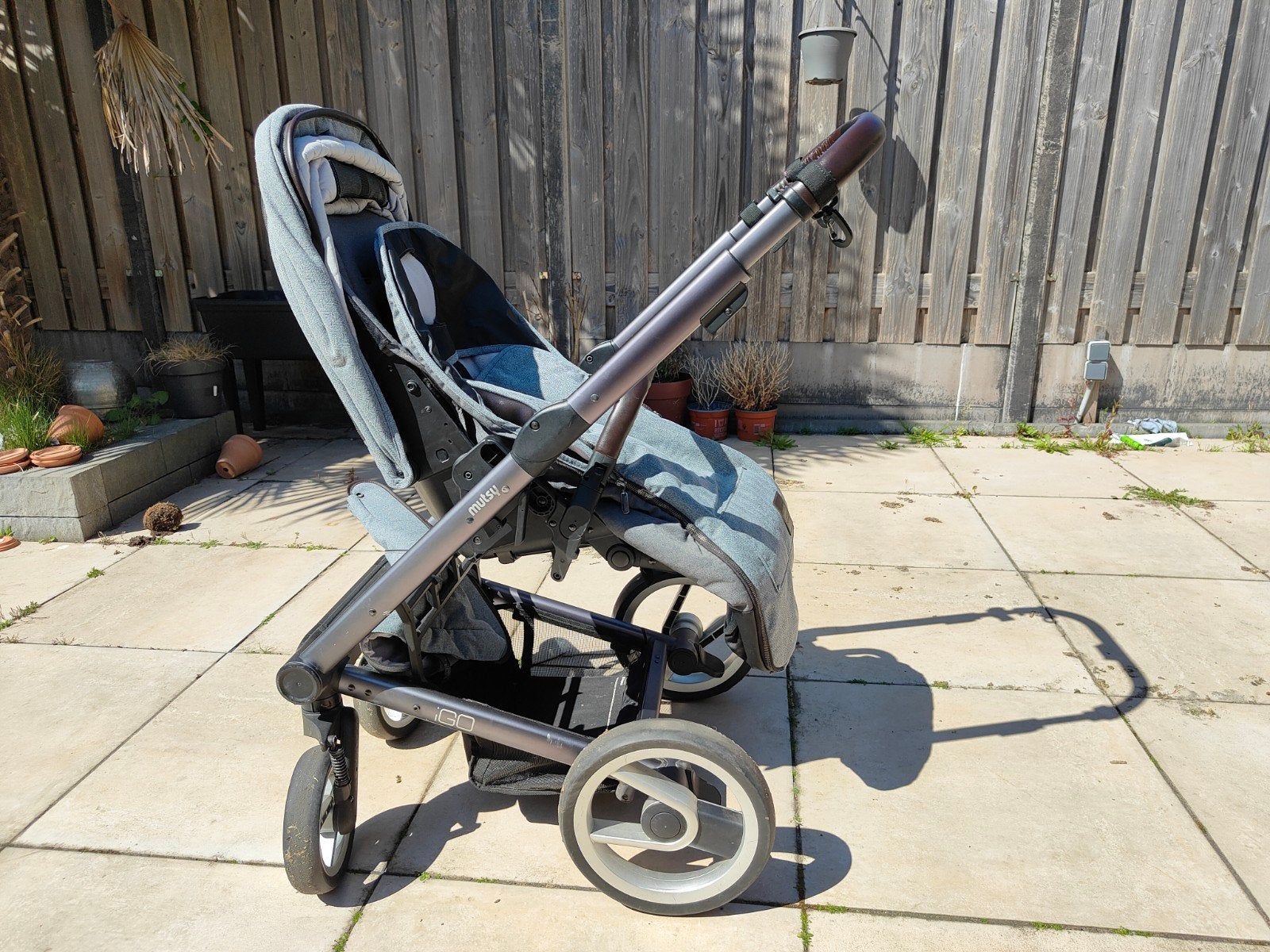 Mutsy Igo Kinderwagen met accessoires, Ophalen