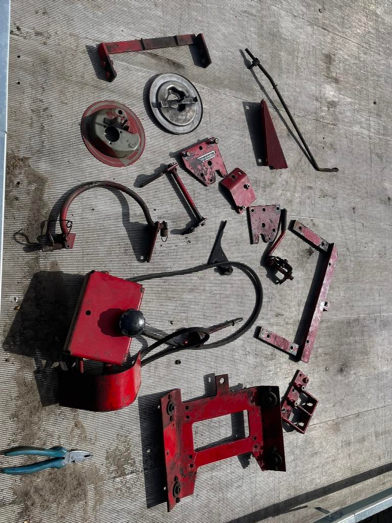 Wheel horse onderdelen te koop!, Ophalen, Zo goed als nieuw