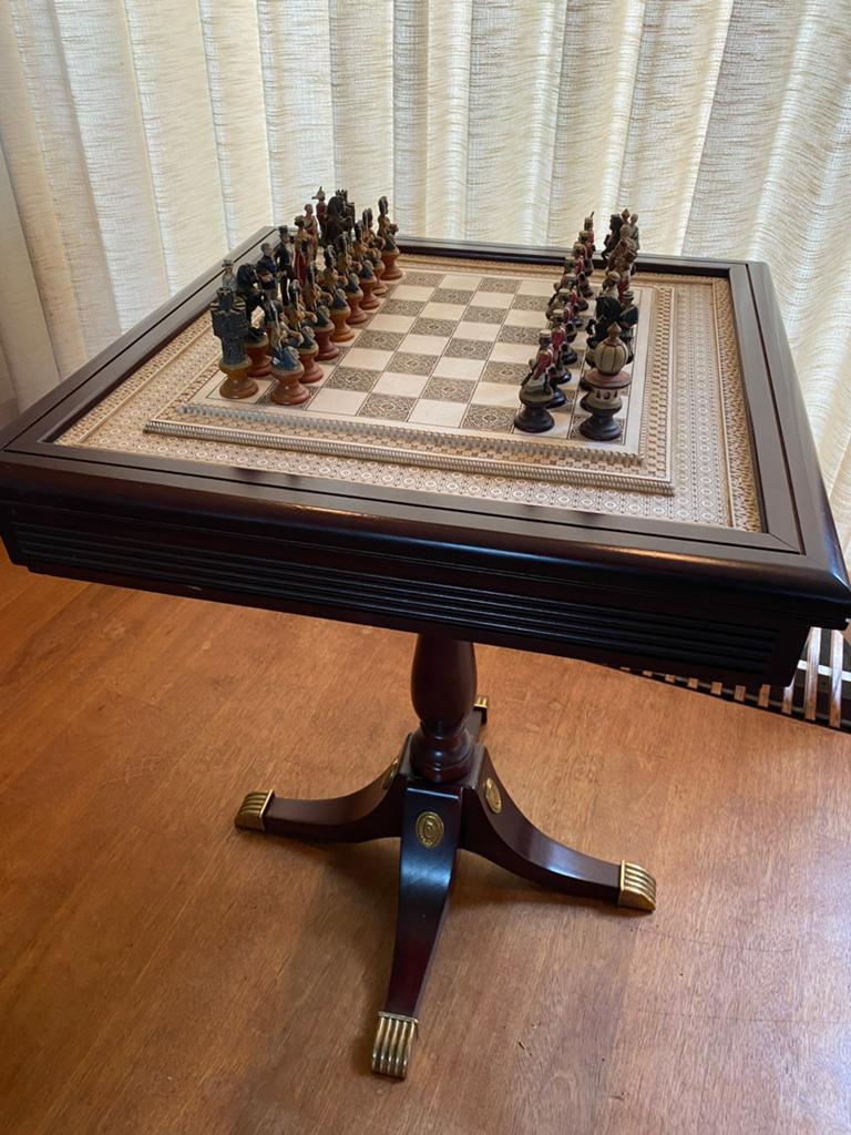 Unieke Schaaktafel “De belegering van Lucknow”, Ophalen