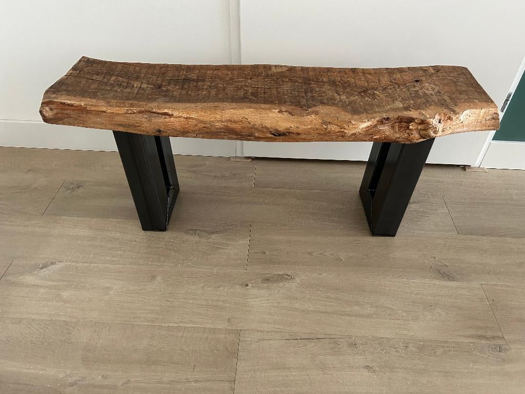 Eiken bankje met metalen onderstel, Antiek en Kunst, Antiek | Meubels | Stoelen en Banken, Ophalen