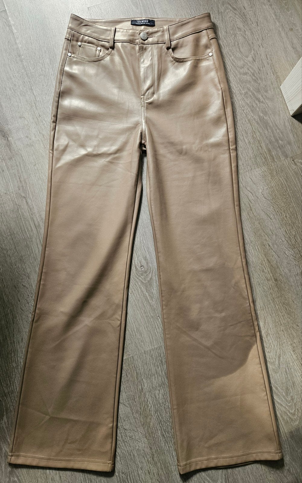 Nieuw ongedragen vs miss broek pantalon imitatie leer leder, Kleding | Dames, Ophalen, Beige, Nieuw, Maat 36 (S)