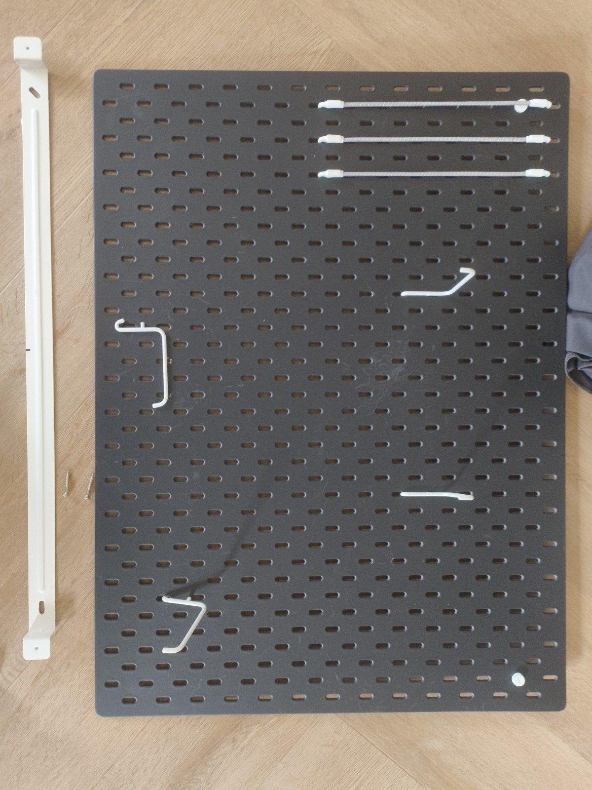 IKEA SKÅDIS Opbergbord 75x56 cm met accessoires, Ophalen, Gebruikt, Zwart, Metaal