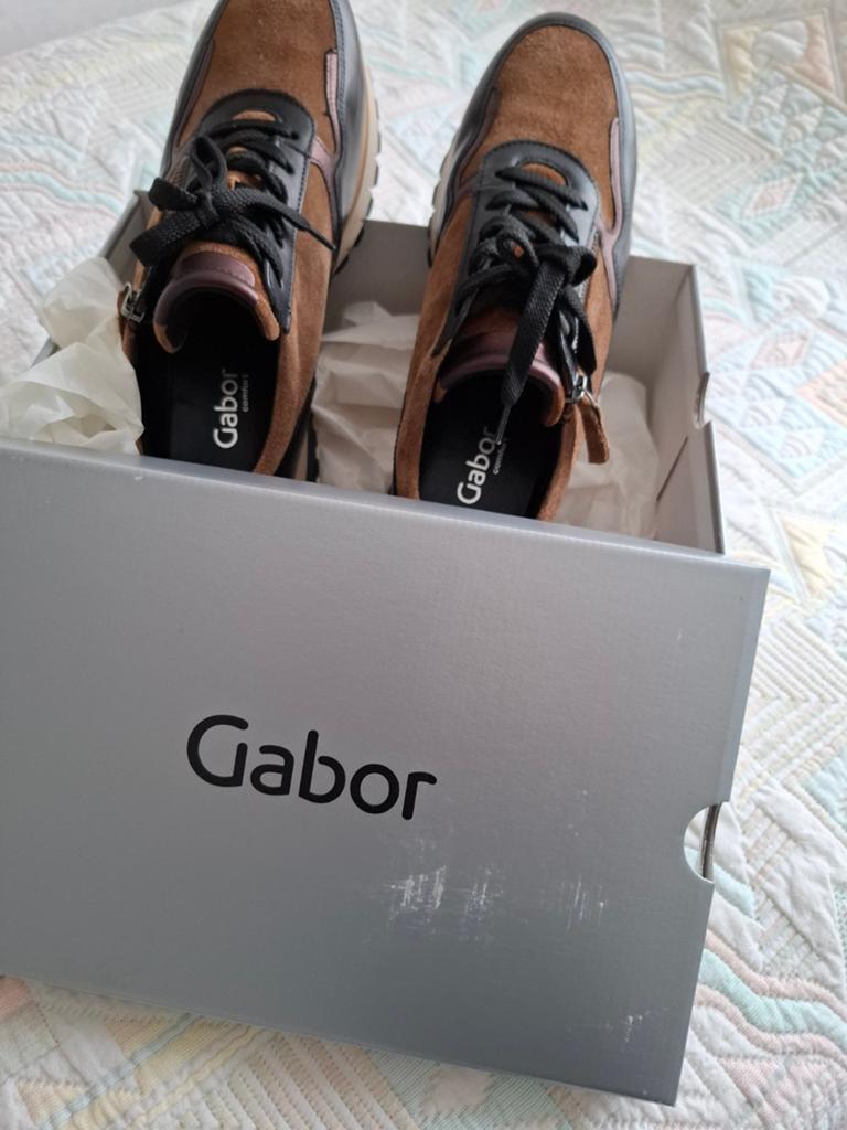 Nieuwe Gabor schoenen 42, Kleding | Dames, Schoenen, Ophalen of Verzenden, Nieuw, Sneakers of Gympen