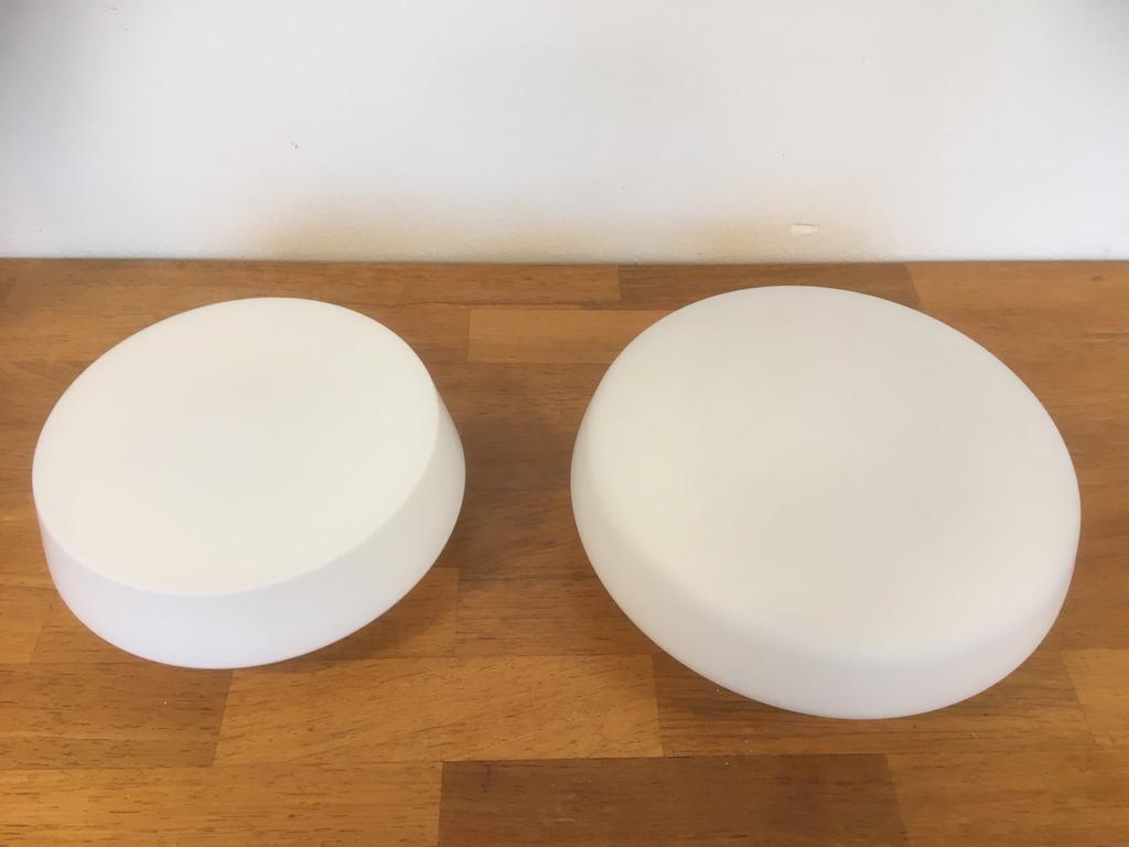 2 vintage Plafondlampen RZB. Bauhaus. Jaren 60, Huis en Inrichting, Lampen | Plafondlampen, Ophalen of Verzenden, Zo goed als nieuw