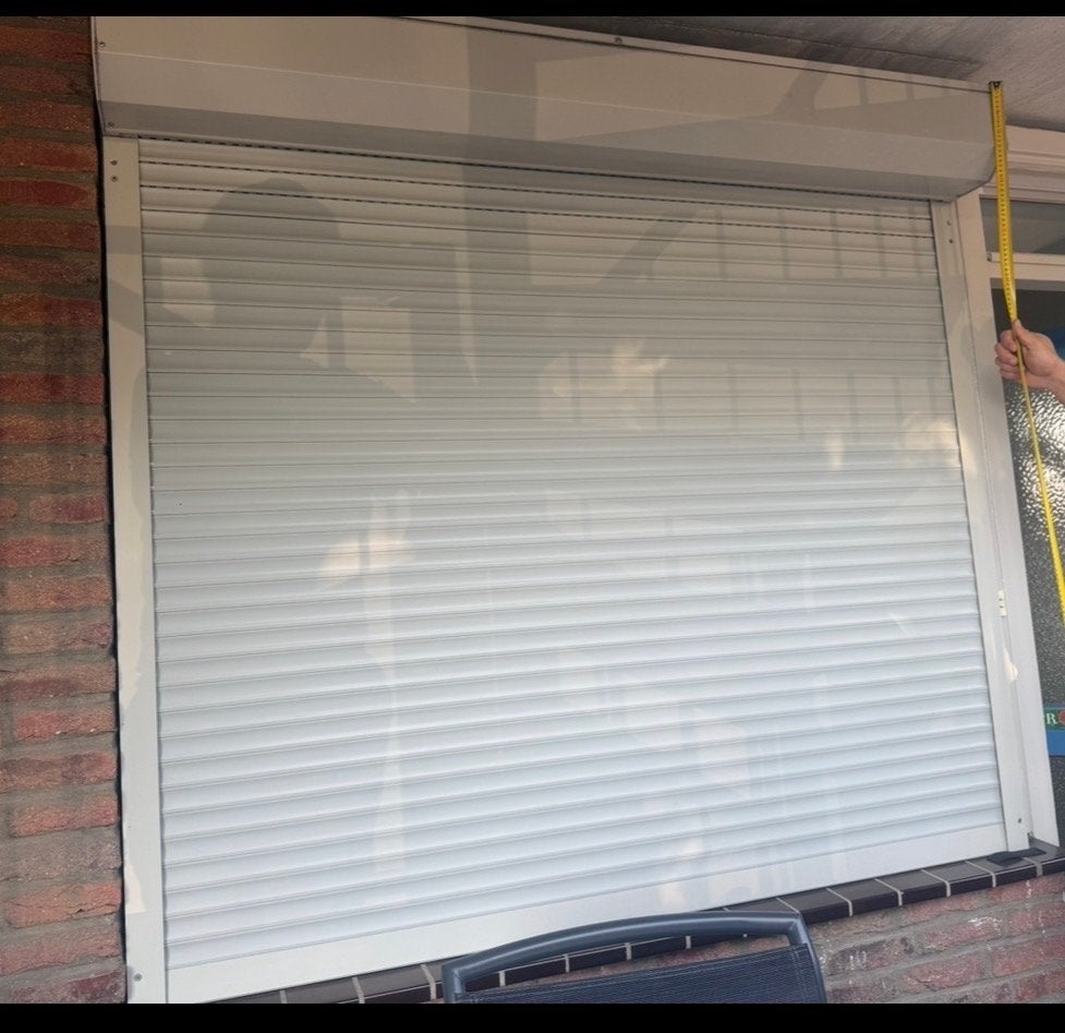 Grijze rolluik, zo goed als nieuw, Ophalen, Zo goed als nieuw, Grijs, 150 tot 200 cm