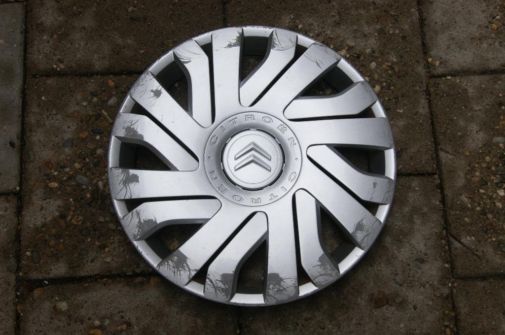1 losse originele wieldop Citroën C1 14 inch (Model 1), Auto diversen, Wieldoppen, Ophalen of Verzenden, Gebruikt