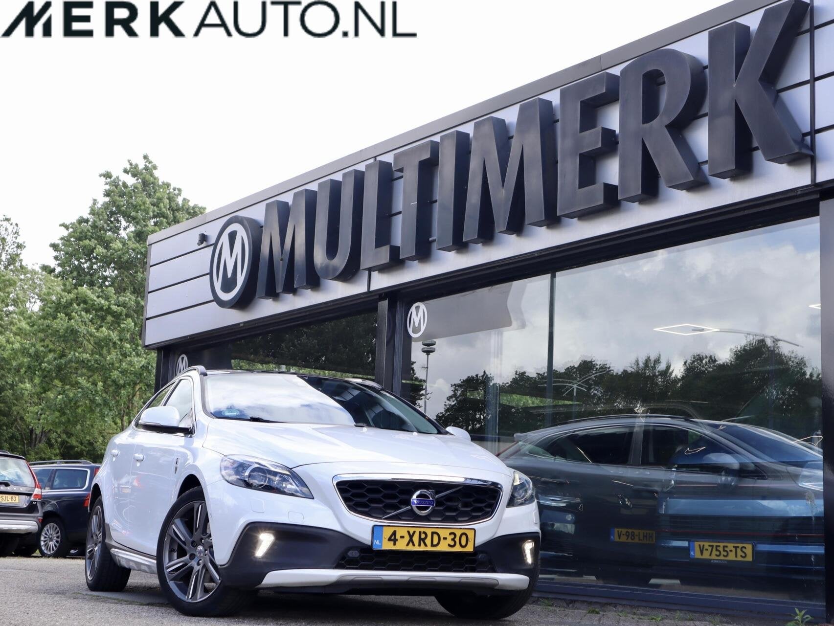 Volvo V40 Cross Country 1.6 T4 Ocean Race, Panodak, Leder, Auto's, Volvo, Voorwielaandrijving, Gebruikt, Zwart, 4 cilinders