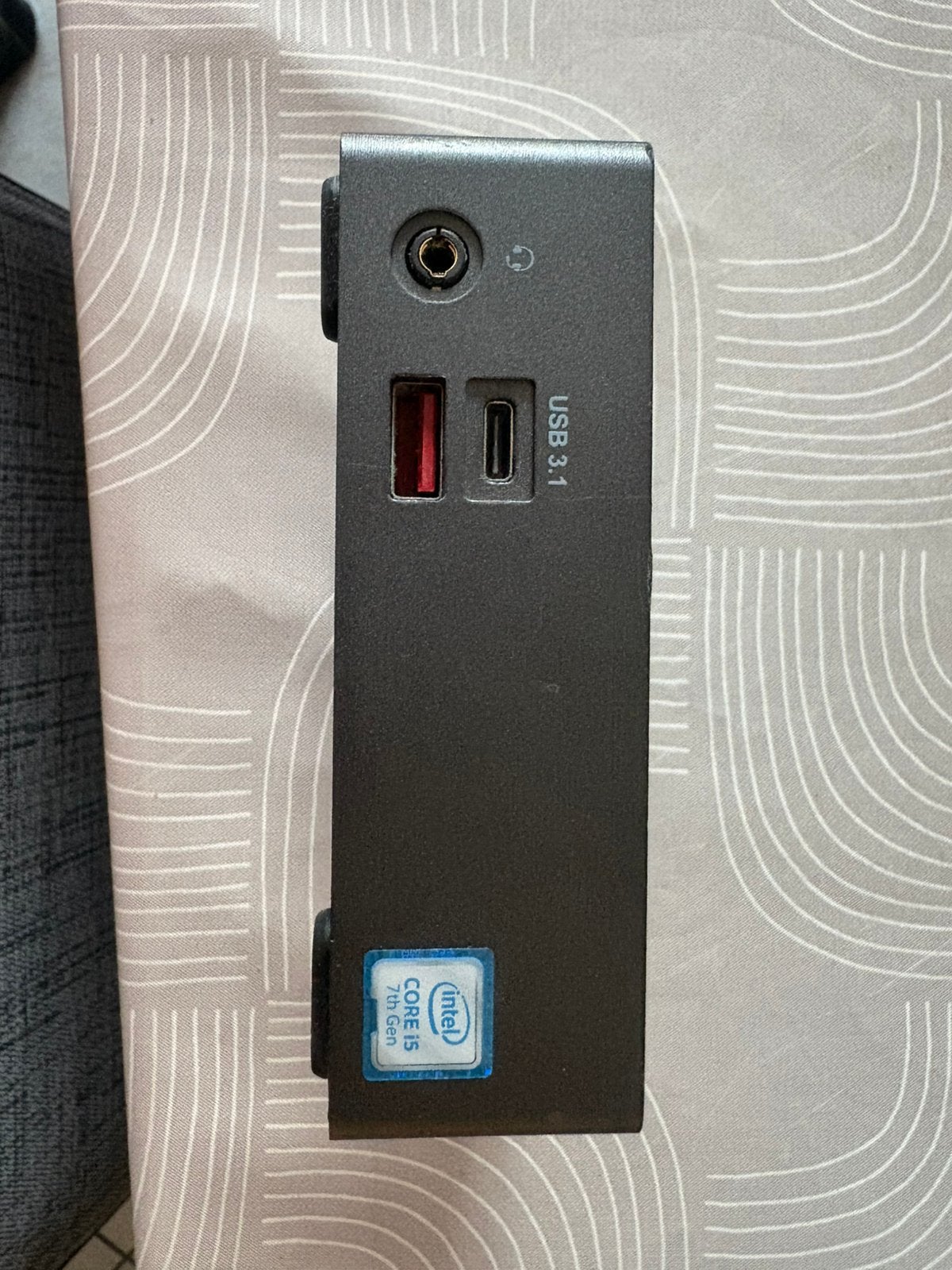 Gigabyte Nuc mini pc gb-bki5a-7200 i5-7200u 4gb 250gb W10, Computers en Software, Ophalen of Verzenden, Gebruikt