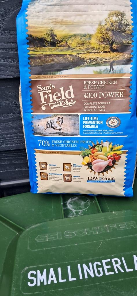 Sams Field honden brokken, Ophalen of Verzenden, Hond
