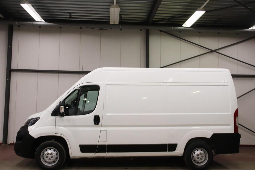 Peugeot Boxer 140 PK L2H2 ACHTERUITRIJCAMERA EURO 6, Voorwielaandrijving, Stof, Gebruikt, Euro 6