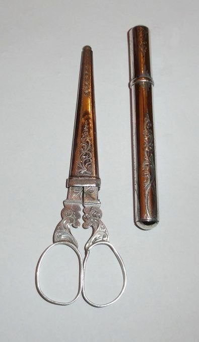 Schaar Zilver Naaldenkoker Vogelkopmotief stippel en rinkel, Ophalen of Verzenden, Zilver