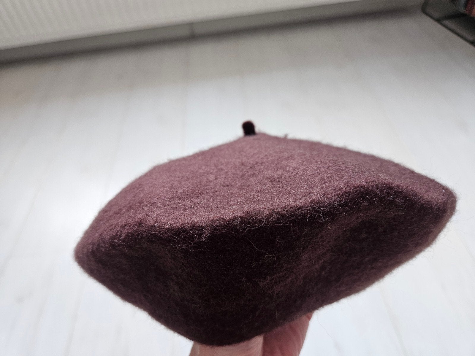Elegante Franse mohair baret beret pruimbruine XS, Verzenden, Zo goed als nieuw, Maat 34 (XS) of kleiner, Muts