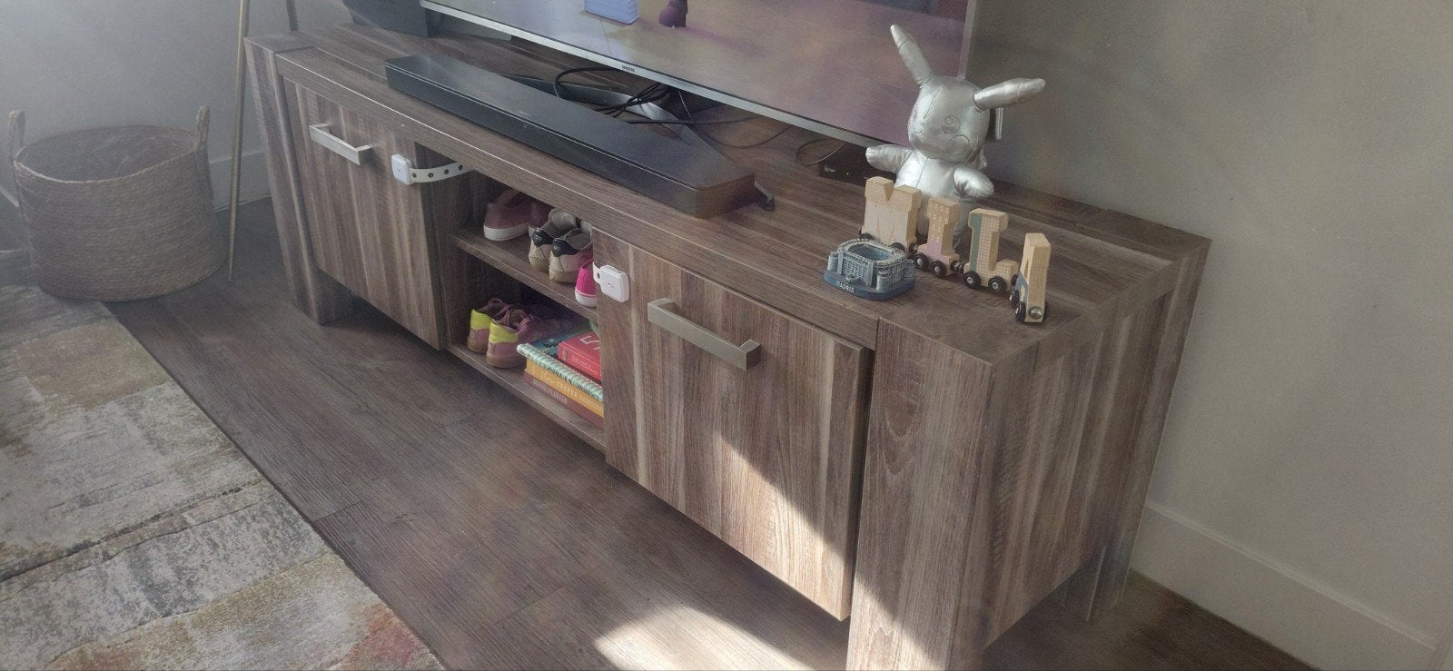 Gratis TV meubel - 172x47x58 cm