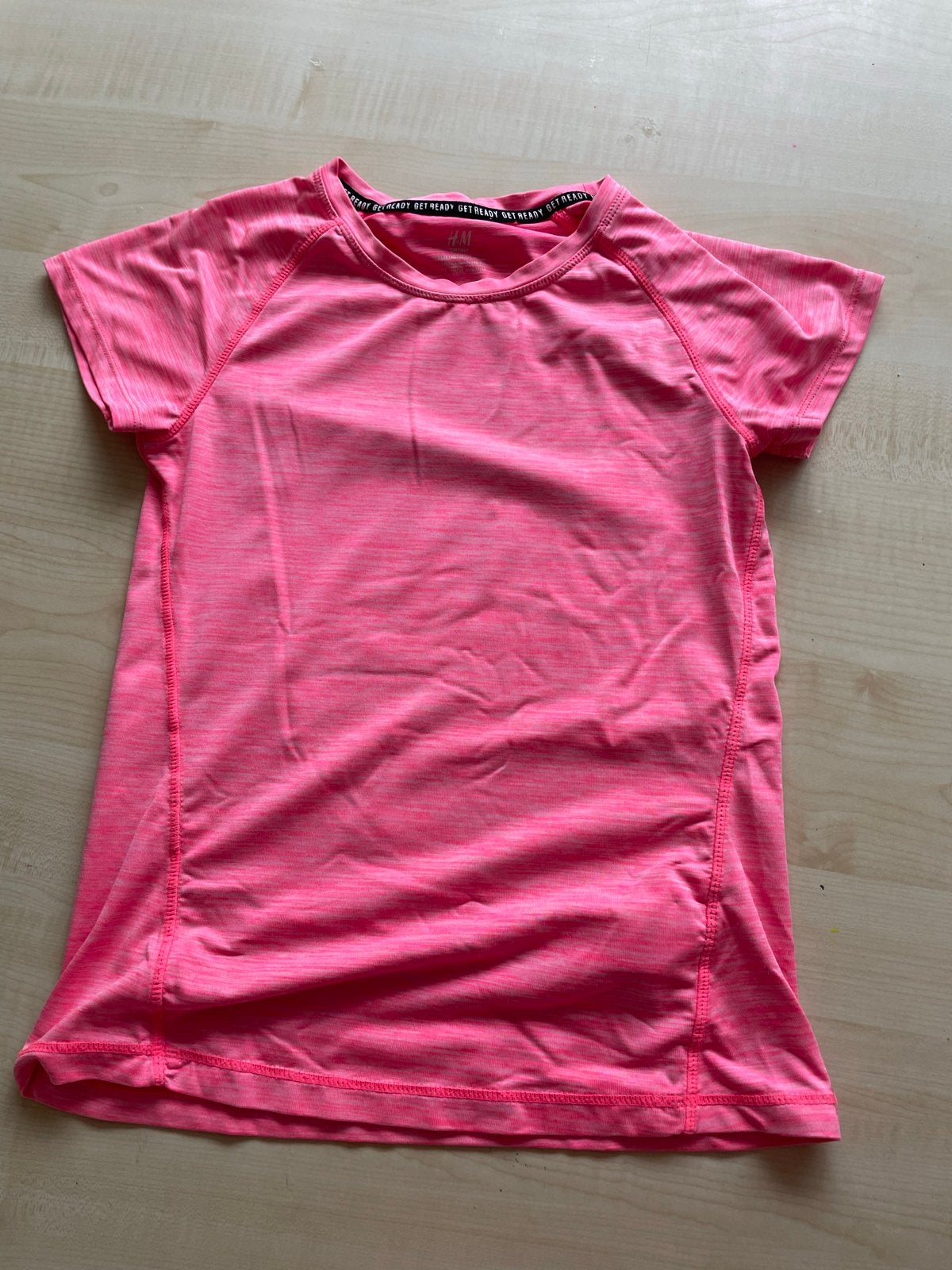 H&M Sport Roze Sportshirt Maat 146/152 (10-12 jaar), Kinderen en Baby's, Kinderkleding | Maat 146, Ophalen of Verzenden, Zo goed als nieuw