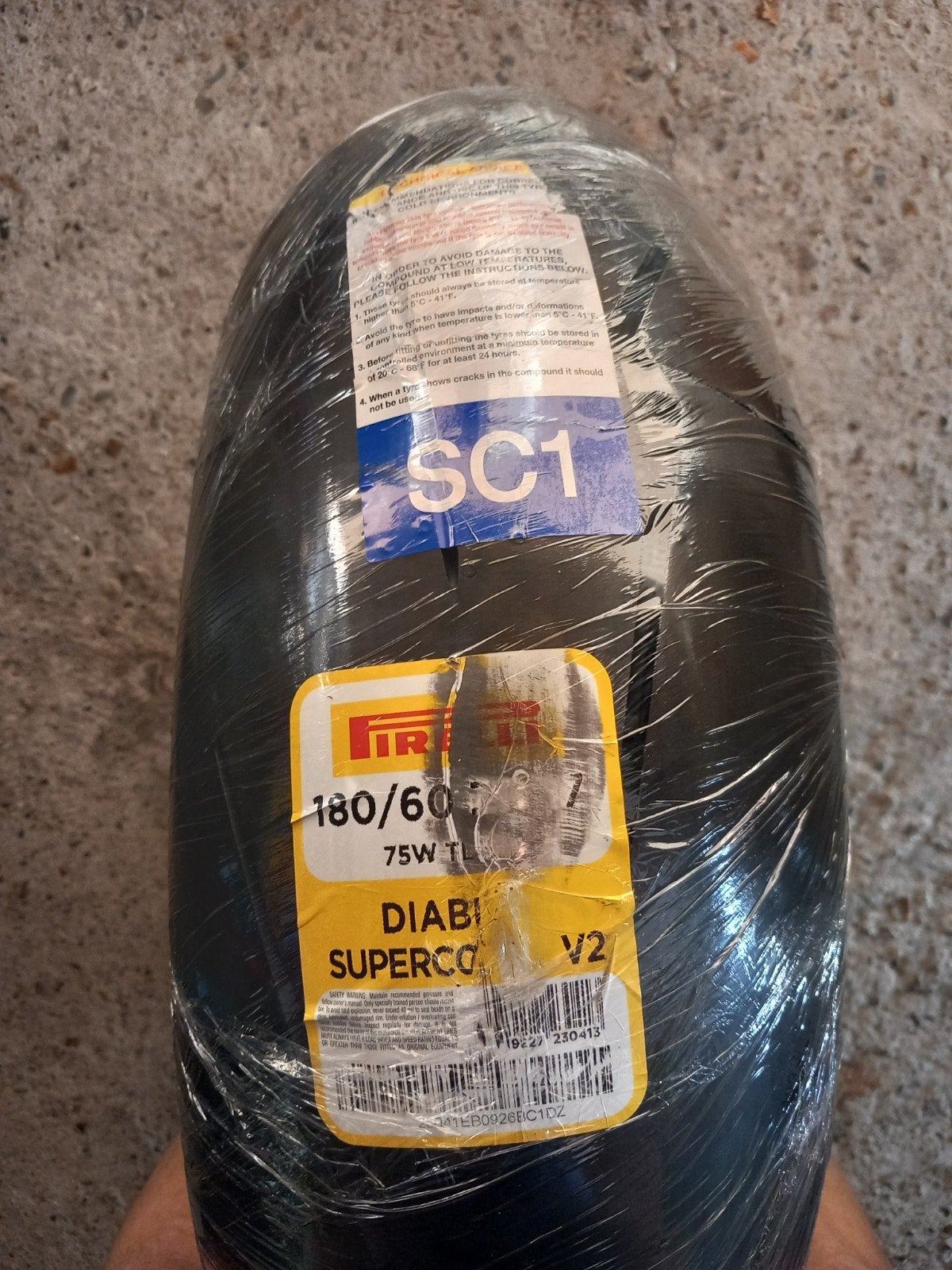 Nieuwe circuitbanden en slicks o.a. Pirelli Michelin Conti, Ophalen of Verzenden, Nieuw