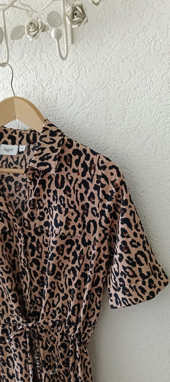 Saint Tropez jurk met luipaardprint - Maat XS, Bruin, Ophalen of Verzenden, Zo goed als nieuw, Knielengte